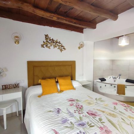 Penafiel Dreams Con Jacuzzi Apartment Exterior photo