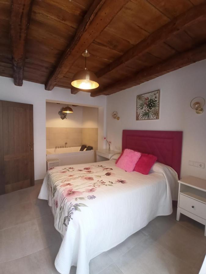 Penafiel Dreams Con Jacuzzi Apartment Exterior photo