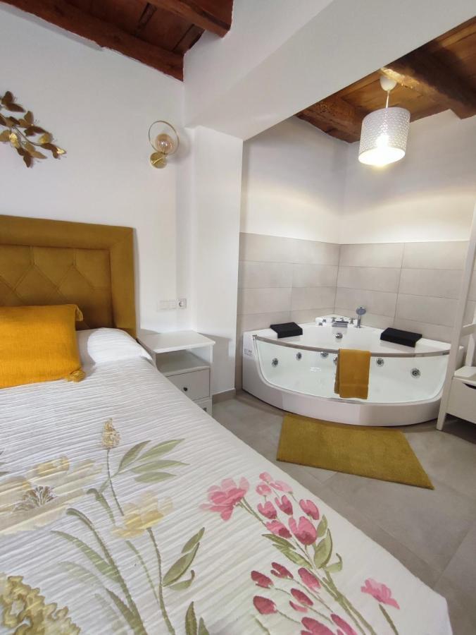 Penafiel Dreams Con Jacuzzi Apartment Exterior photo