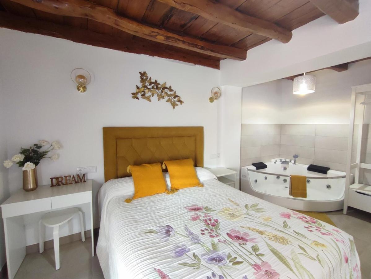 Penafiel Dreams Con Jacuzzi Apartment Exterior photo